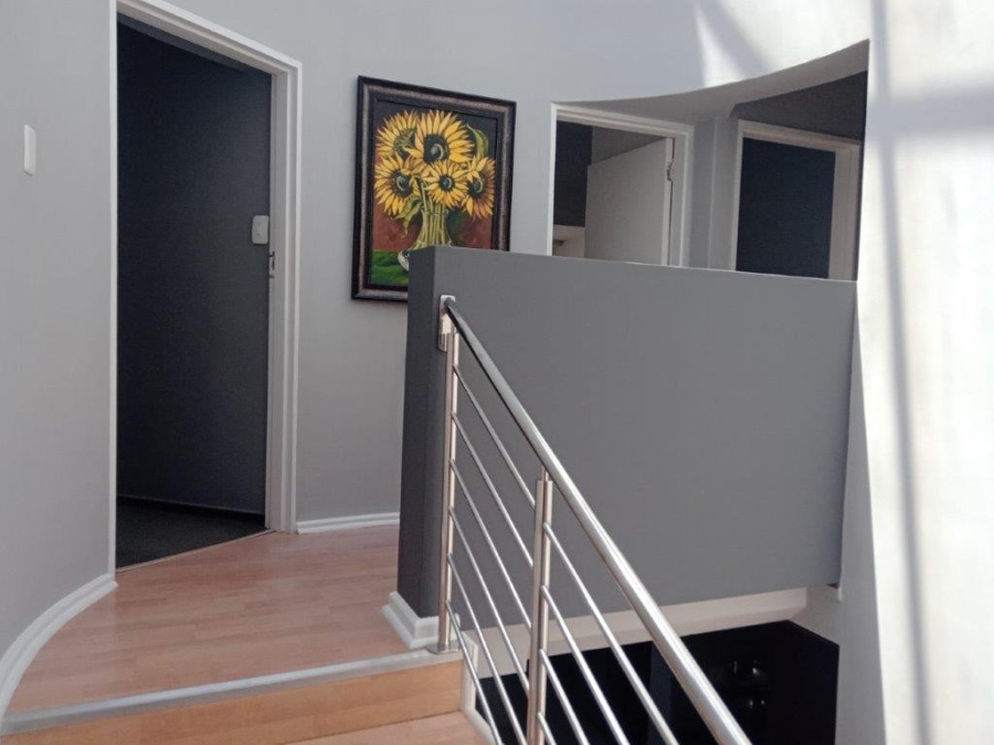 5 Bedroom Property for Sale in Ferreira Town Eastern Cape